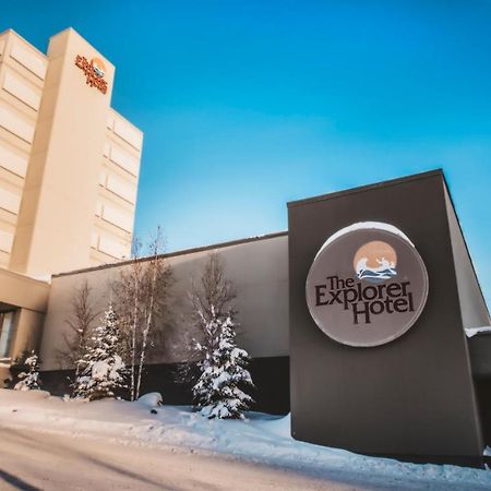 The Explorer Hotel Yellowknife Exteriör bild